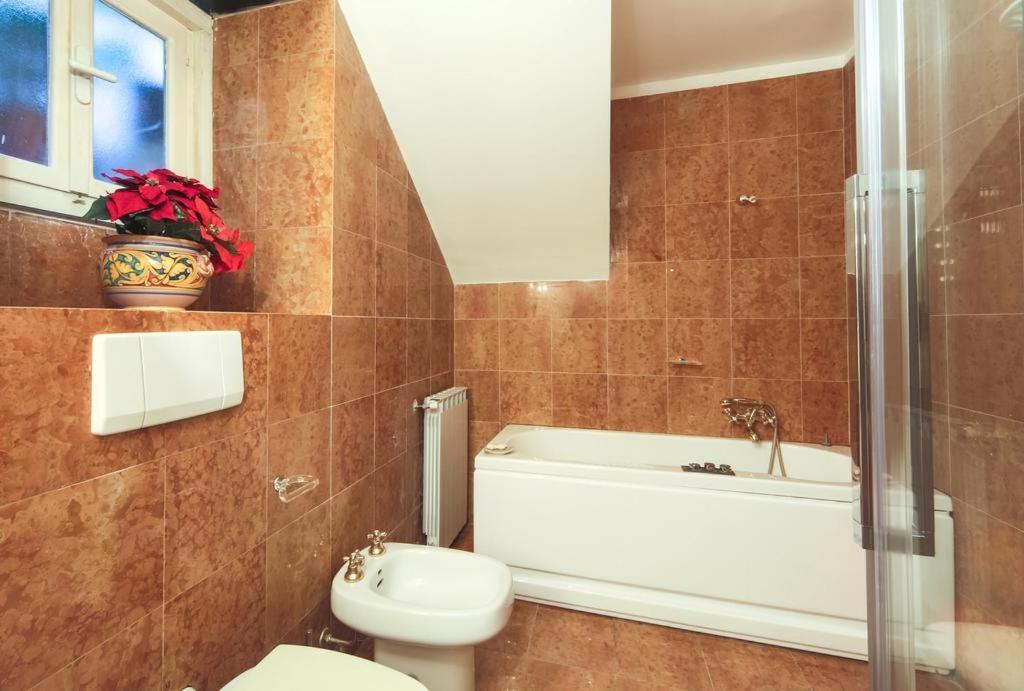 ג'נובה Chiossone Suites מראה חיצוני תמונה